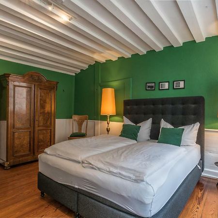 Privatzimmer In Bester Altstadtlage Tübingen Extérieur photo
