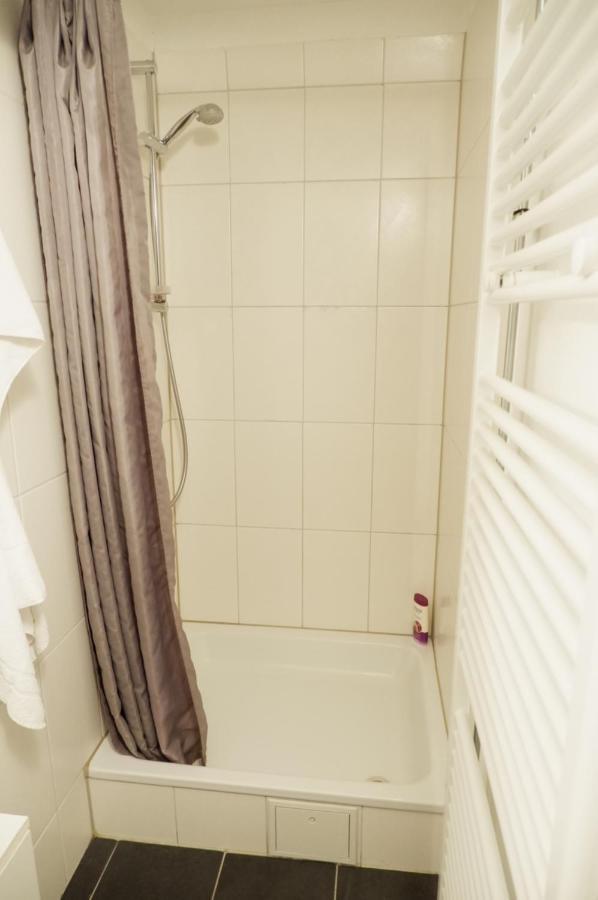 Privatzimmer In Bester Altstadtlage Tübingen Extérieur photo